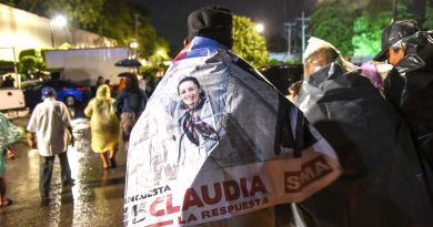 Van 38 multas a transportistas por acarrear gente a mítines políticos de Morena