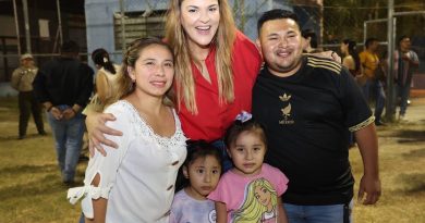 Cecilia Patrón encabeza festejo del Día de la Niñez en el barrio de San Sebastián