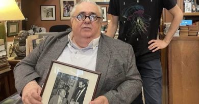 Exigen disculpa pública a cronista por comentario misógino y machista