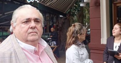 No habrá destitución de cronista; dio disculpa obligada