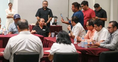 Sin acuerdos, Gobierno revisará propuestas de artesanos de Chichén Itzá