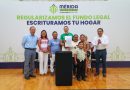 Cecilia Patrón entregó escrituras a familias de ocho comisarías de Mérida