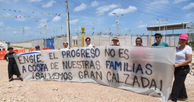 “Es como dormir junto a un motor de coche encendido las 24 horas”: vecinos protestan contra el booster de Engie