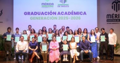 Se gradúan 25 estudiantes de la Academia Municipal de Inglés de Mérida