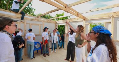 Entregan viviendas a 10 familias de La Estrella del Sur