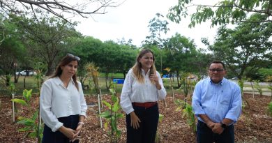 Cecilia Patrón entrega primer jardín de lluvia en Ciudad Caucel