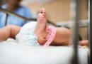 Bebé que permanecía en el Hospital Juárez ya está con su tía