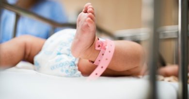 Bebé que permanecía en el Hospital Juárez ya está con su tía