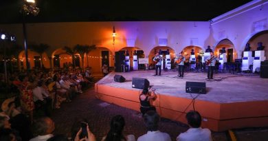 Serenatas de Santa Lucía se mudan al Palacio Municipal