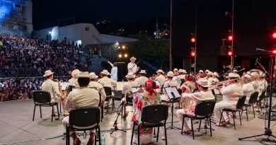 La Orquesta Típica Yukalpetén hace vibrar al Cervantino